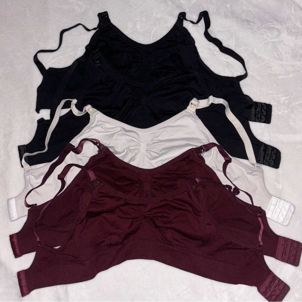Lot of 5 nursing bras